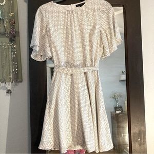 White A-Line Printed Dress w/ Flutter Sleeves 8P Banana Republic